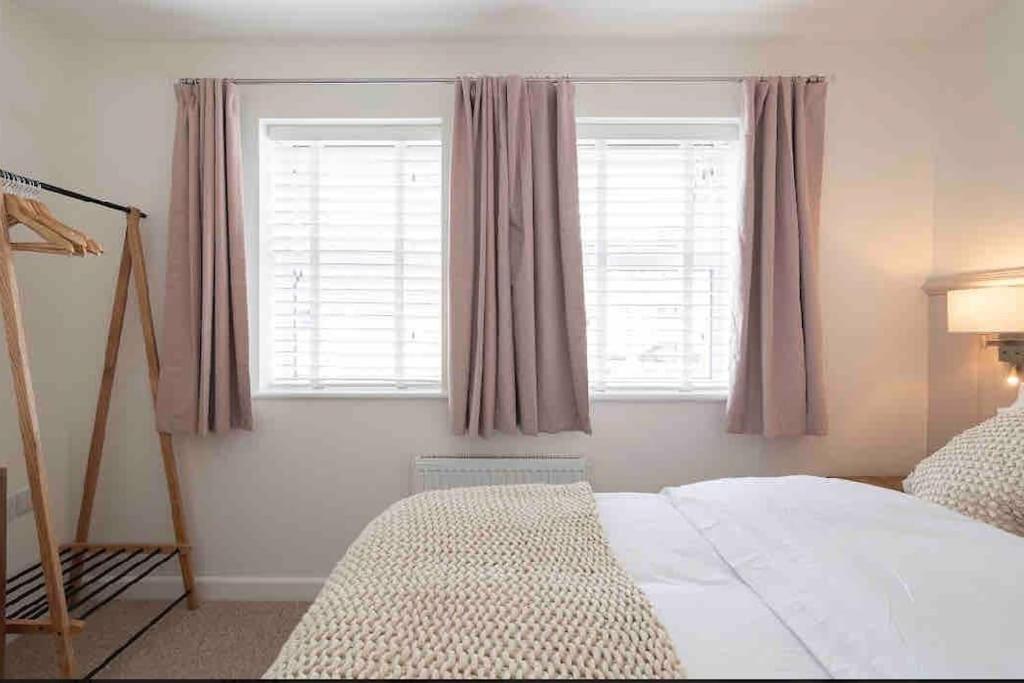 Lovely 4 Bed House Central Μπόρνμουθ Εξωτερικό φωτογραφία